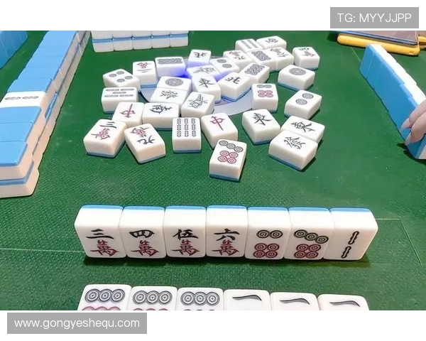 麻将糊了的原因分析与应对策略详解让你在牌局中轻松应对麻将糊了的困境麻将糊了后如何调整心态提升下一局的胜算技巧分享麻将糊了的常见误区及避免方法详解麻将糊了的心理影响及缓解方法全面解析麻将糊了的不同情况及应对技巧总结麻将糊了后如何快速整理思路提升牌技麻将糊了的预防措施与实用技巧详解麻将糊了时的最佳应对策略与实战经验分享麻将糊了的牌局分析与破解技巧全攻略